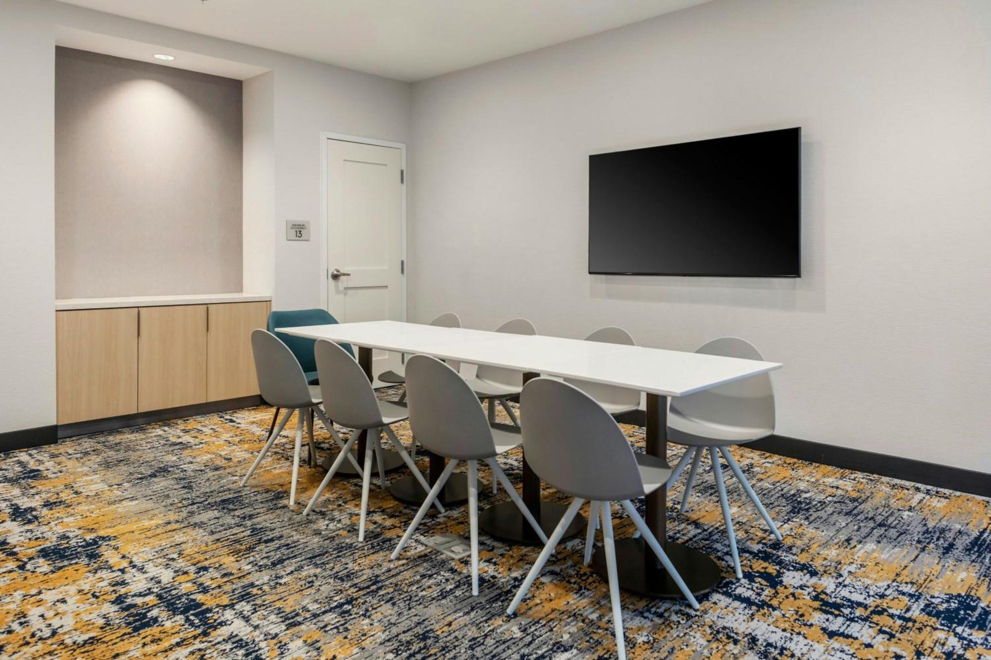 Towneplace Suites By Marriott Chesterfield Exterior photo